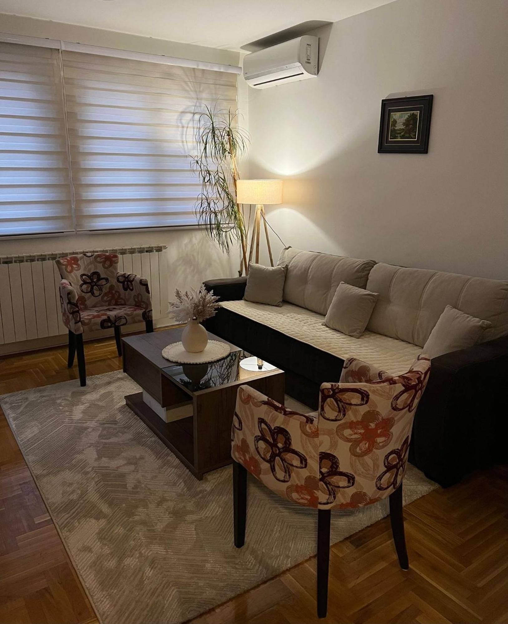 Apartman Manja Lukavica ภายนอก รูปภาพ